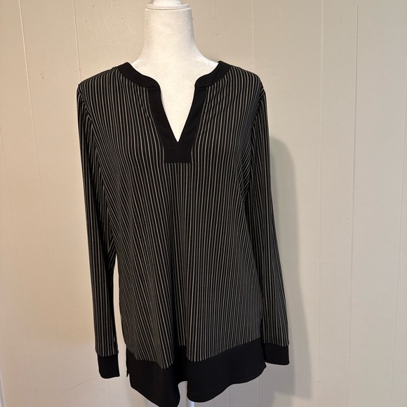Michael Kors Black and White Striped Blouse - Picture 4 of 4